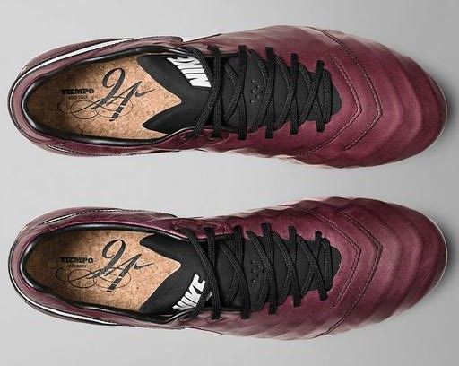 ピルロ着用スパイク】 NIKE ティエンポレジェンド 6 FG PIRLO