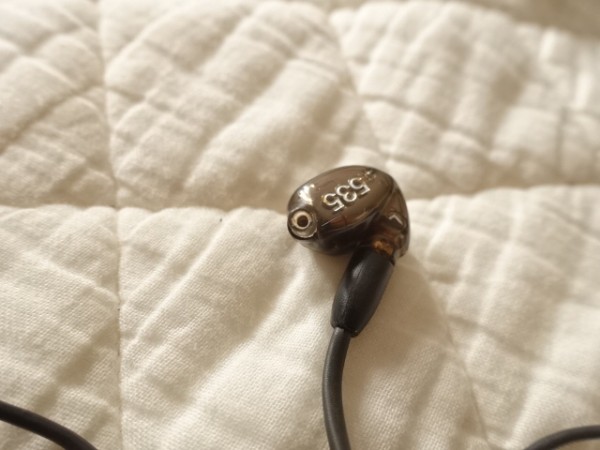 SHUREイヤホンの修理] SEシリーズのノズルが折れたので個人で修理しま