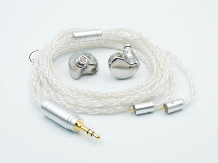 TFZ NO.3 Ti」 磨き上げられたサウンドにTFZの「完成形」を見た？ 第3