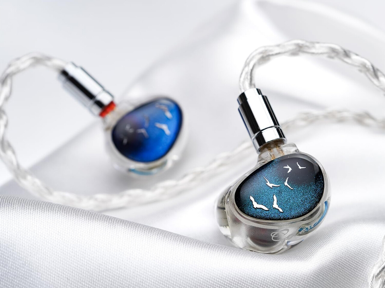 新製品情報》 「Kinera Celest PhoenixCall」 1DD+2BA+2FPD(マイクロ