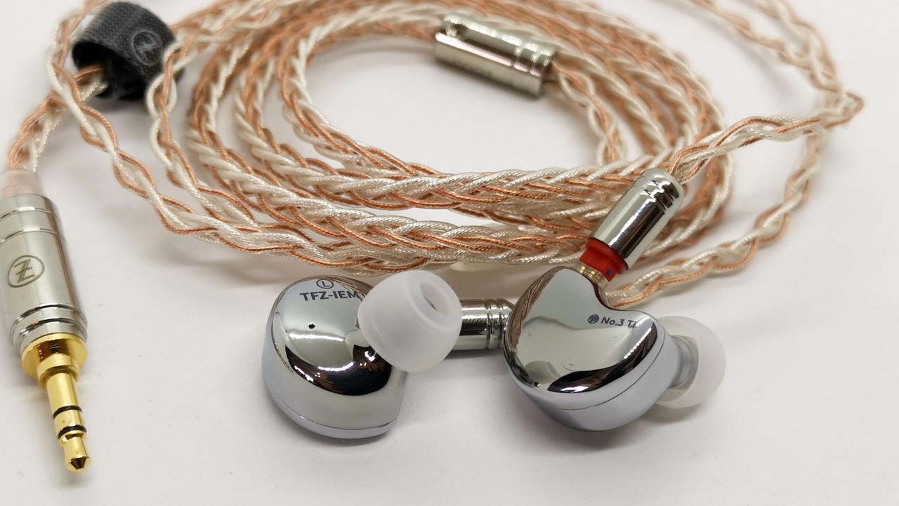 TFZ NO.3 Ti」 磨き上げられたサウンドにTFZの「完成形」を見た？ 第3