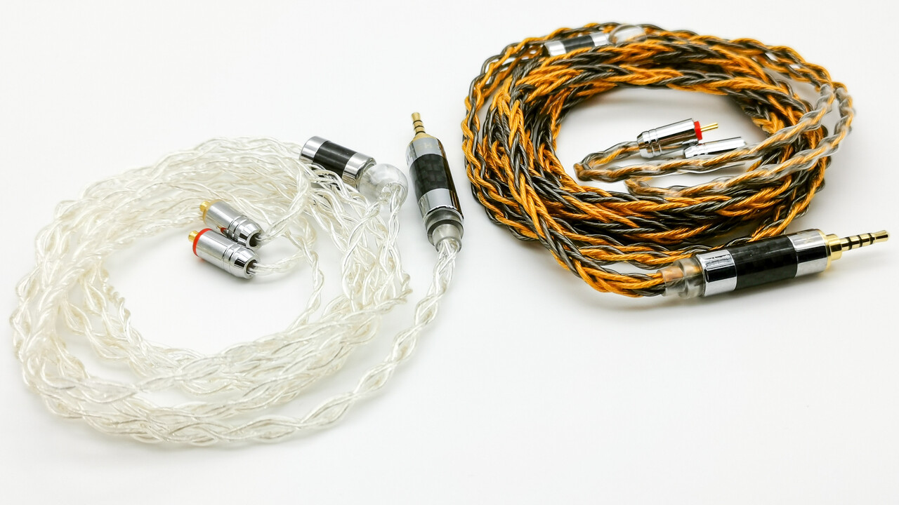 NICEHCK LitzPS」（4芯 純銀線）／ 「NICEHCK C8-1」（8芯 ミックス線