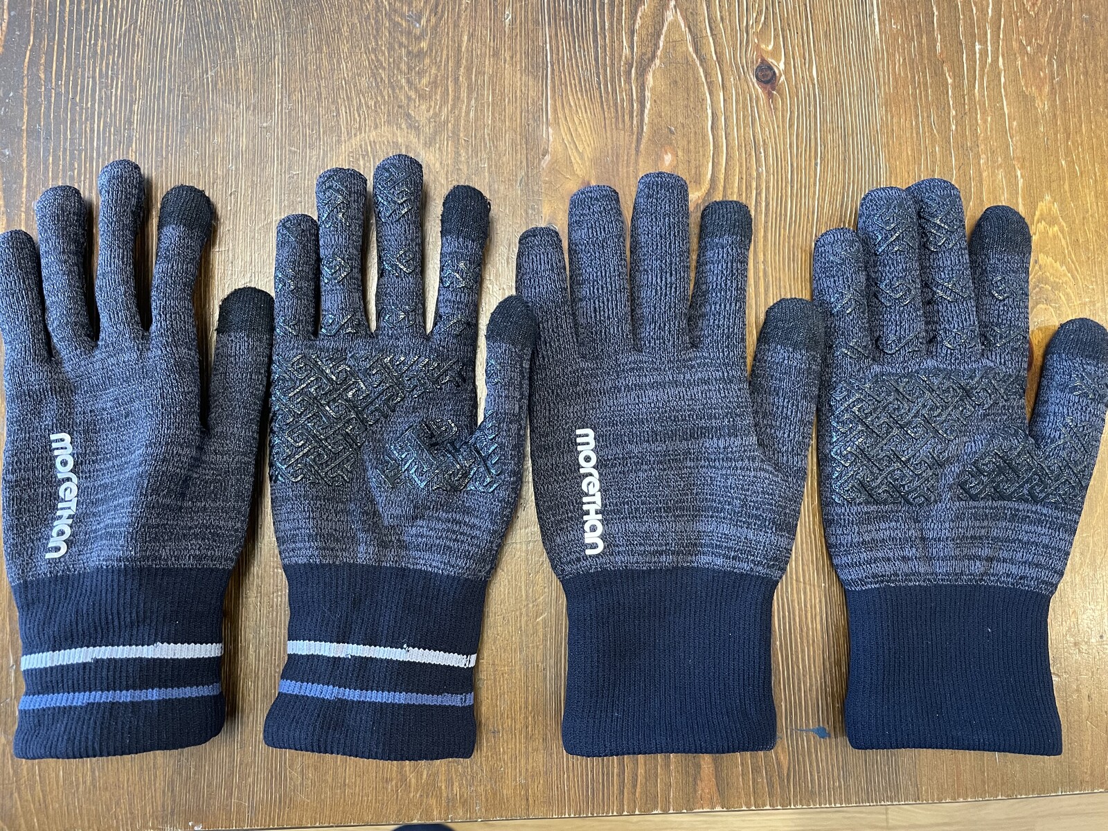 Morethanの「ニットウォータープルーフグローブ」を使い倒してみた感想