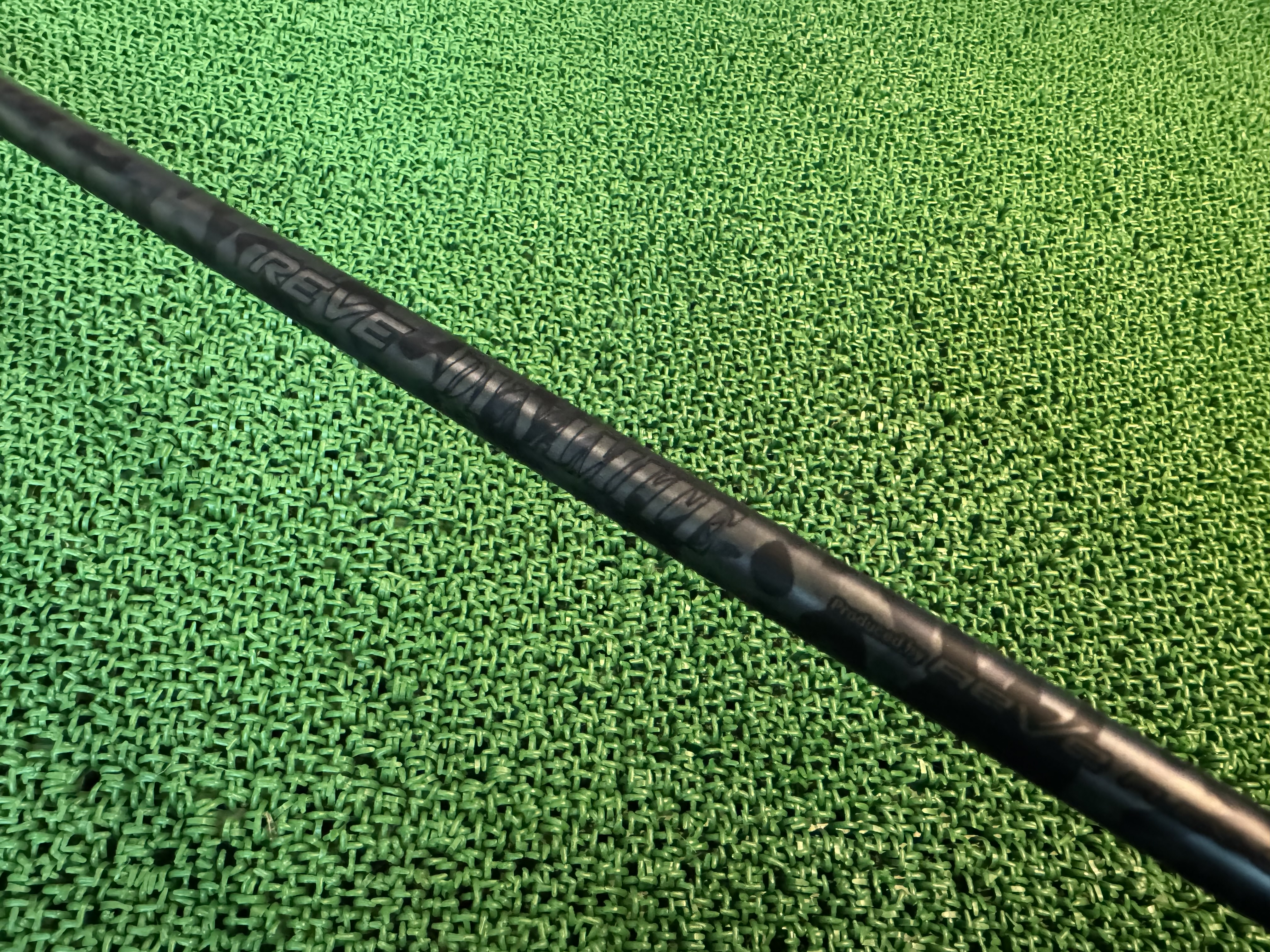 エミリッドバハマCV8 ACE & REVE DYNAMITE : CHOICE 店長の切磋琢磨な