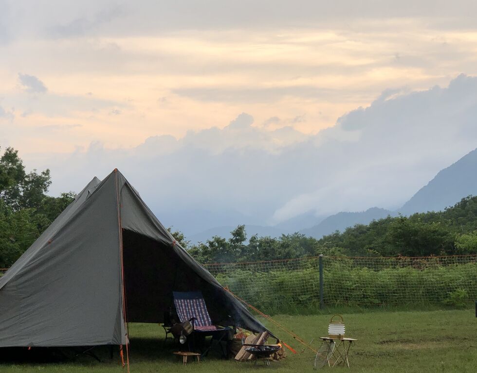 2ポールで簡単設営！ 【ニーモ】ヘキサライトエレメント6P