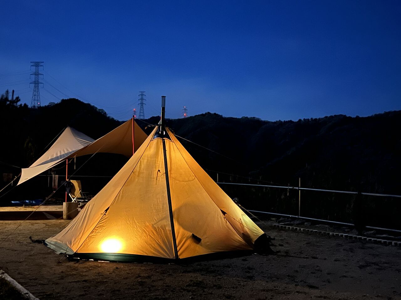 キャンプギア】☆嫁レビュー☆3FULGear ワンポールテント : KIWAMI