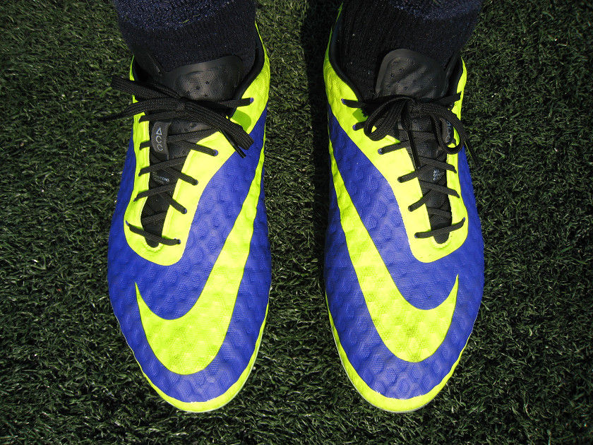 ナイキ ハイパーヴェノム ファントム AG レビュー : Kohei's BLOG