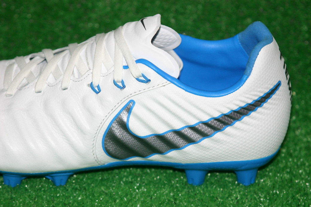 詳細】 ナイキ ティエンポレジェンド7 PRO HG (ティエンポレガシー3HG