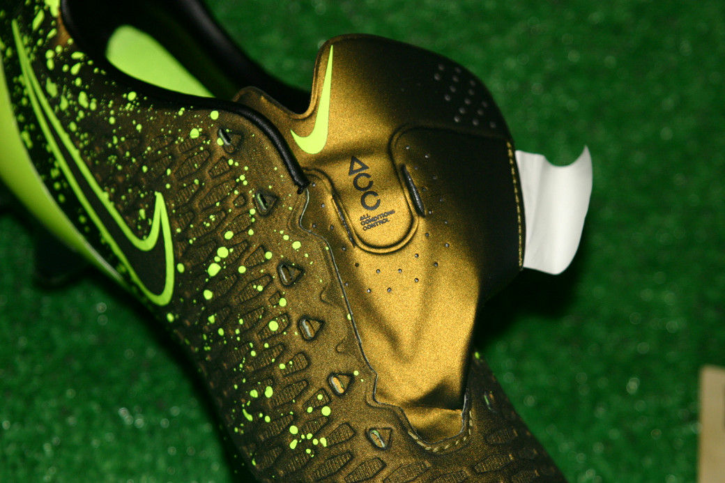 詳細】 NIKE マジスタ オーパス SG-PRO : Kohei's BLOG サッカー