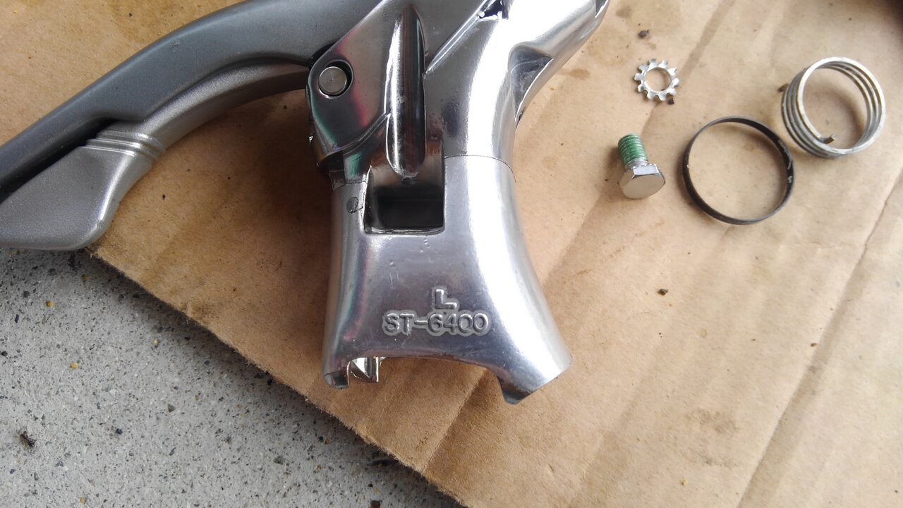 ロードレーサー/シマノST-6400の修理 その1 : カメラと写真が大好きな