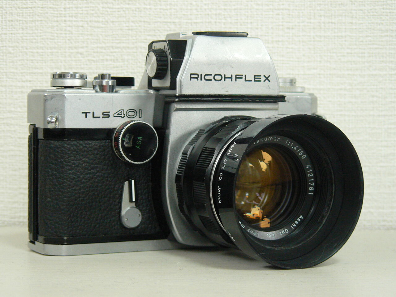 第375回目 リコーフレックスTLS401 : ポンコツとうさんの「カメラの写真」