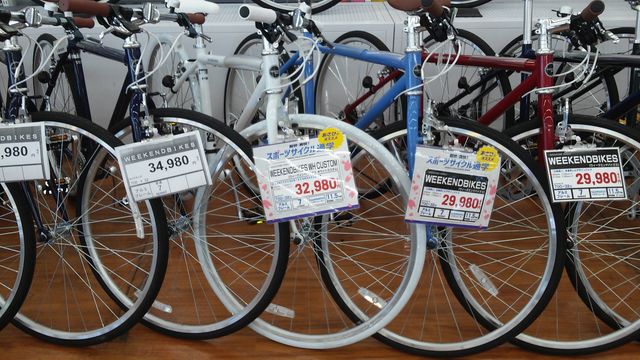 あさひのアルミクロス weekendbikes を比べてみる。 : 自己満足の
