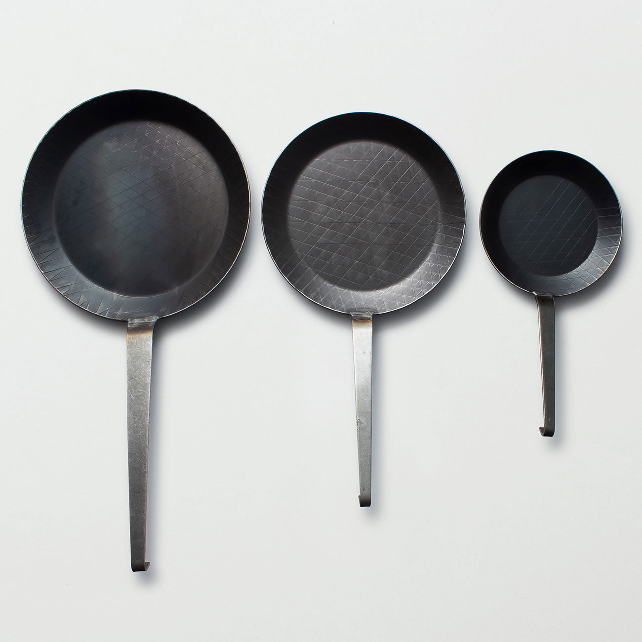 TURK(ターク) プレスパン 浅型 20cm 鍋・フライパン 鉄製 フライパン