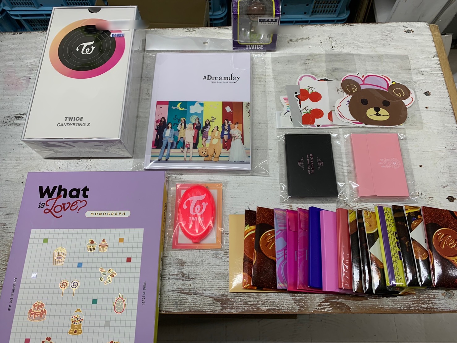 TWICE グッズまとめ売り セミコンプ 公式グッズ TWICE グッズまとめ