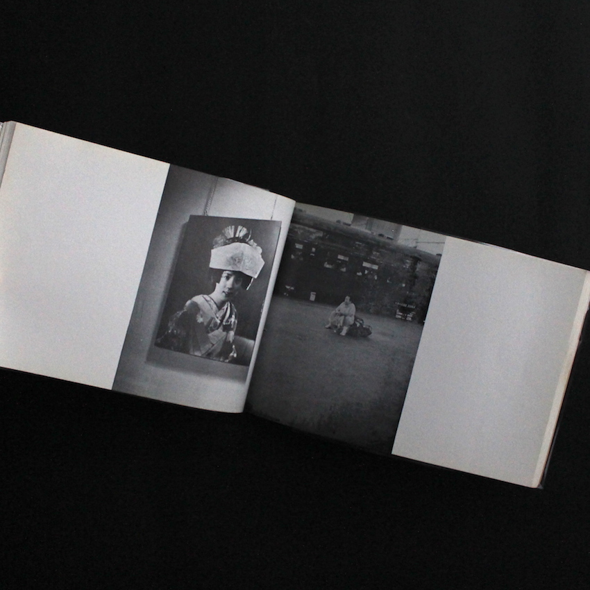 続センチメンタルな旅 沖縄編 荒木経惟写真集2 / Okinawa - 荒木 経惟