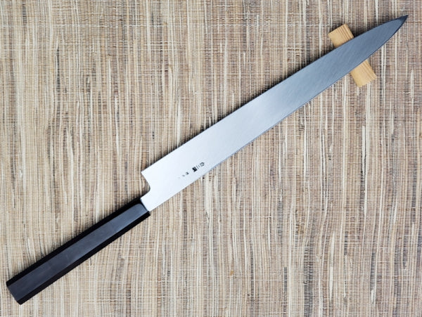 郷右馬允義弘 水焼本焼 柳刃300mm 鏡面波浮かし仕様