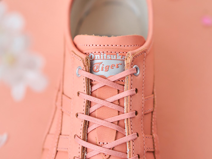オニツカタイガー」ブランドから桜染めレザーのシューズを発売 - Maito