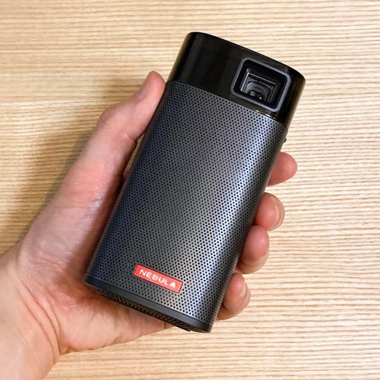 Anker Nebula Apolloレビュー】350ml缶サイズのAndroid 7.1搭載
