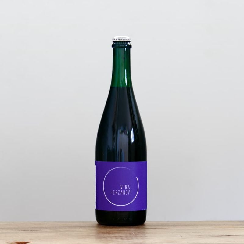 ヴィーニャ・ヘルザノヴィ コンポット2021赤