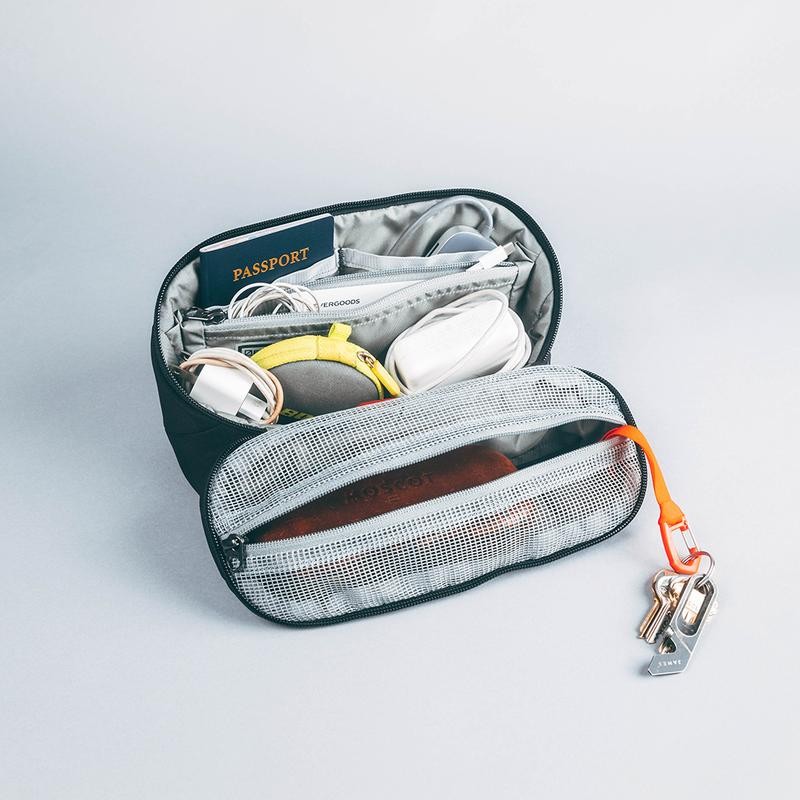 EVERGOODS CAP2 - Civic Access Pouch 2L Ultra Red [エバーグッズ]