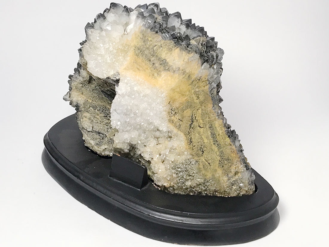 山東省産ブラックファントムクォーツクラスター/Black Phantom Quartz