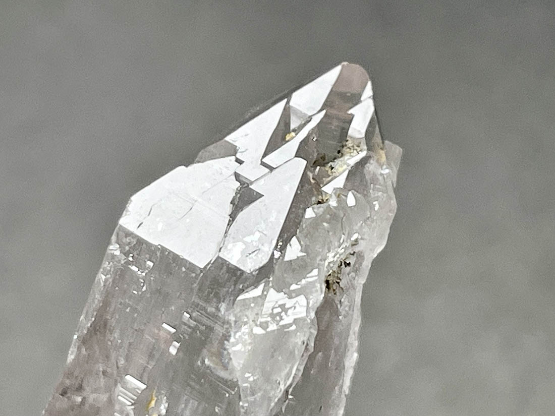 インド マニハール産 ヒマラヤ水晶 (タビュラー)/ Himalayan Quartz