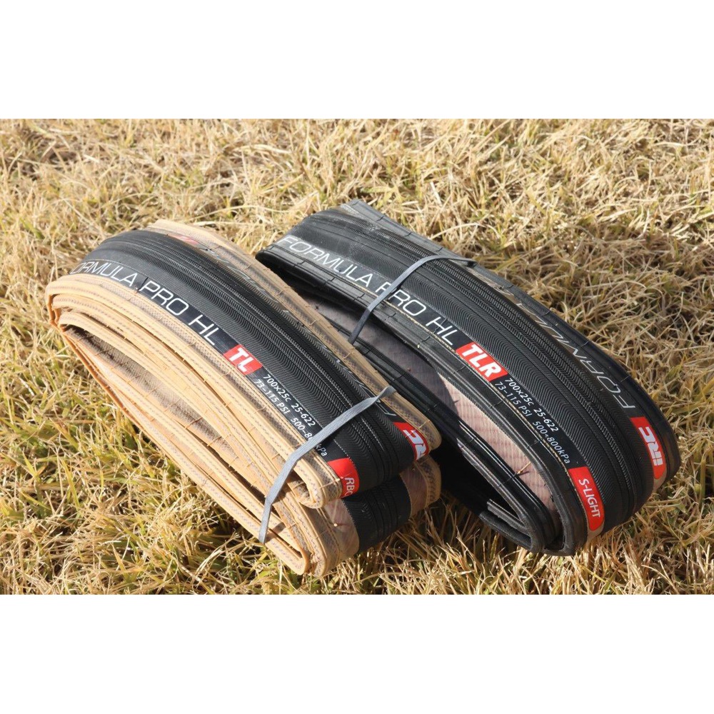 IRC FORMULA PRO HL TLR S-LIGHT 700×28C タンカラー(スキンサイド