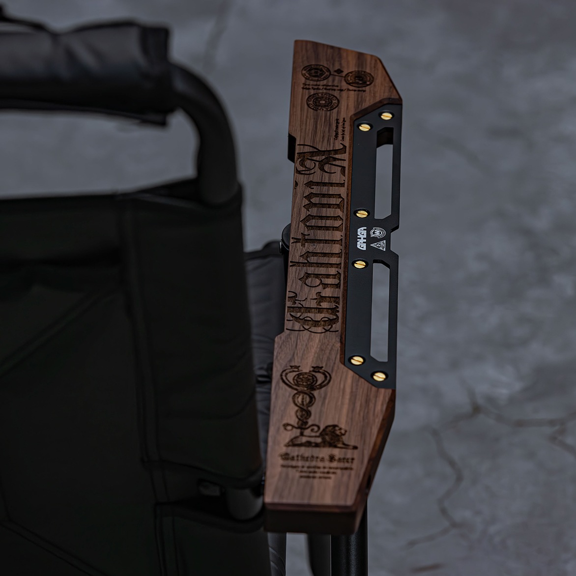 GAHTOPIA 張替えレザー | DEVISE WORKS | キャンプ用品