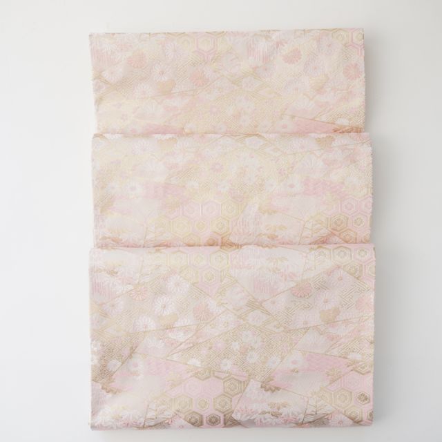 西陣織 菊と亀甲花菱紋 シャンパンゴールド×ピンクテーブルランナー