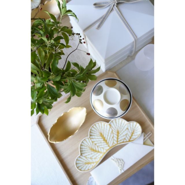 有田焼 錦金松葉形 前菜皿 ｜ 四季折々のおしゃれな和食器通販サイト