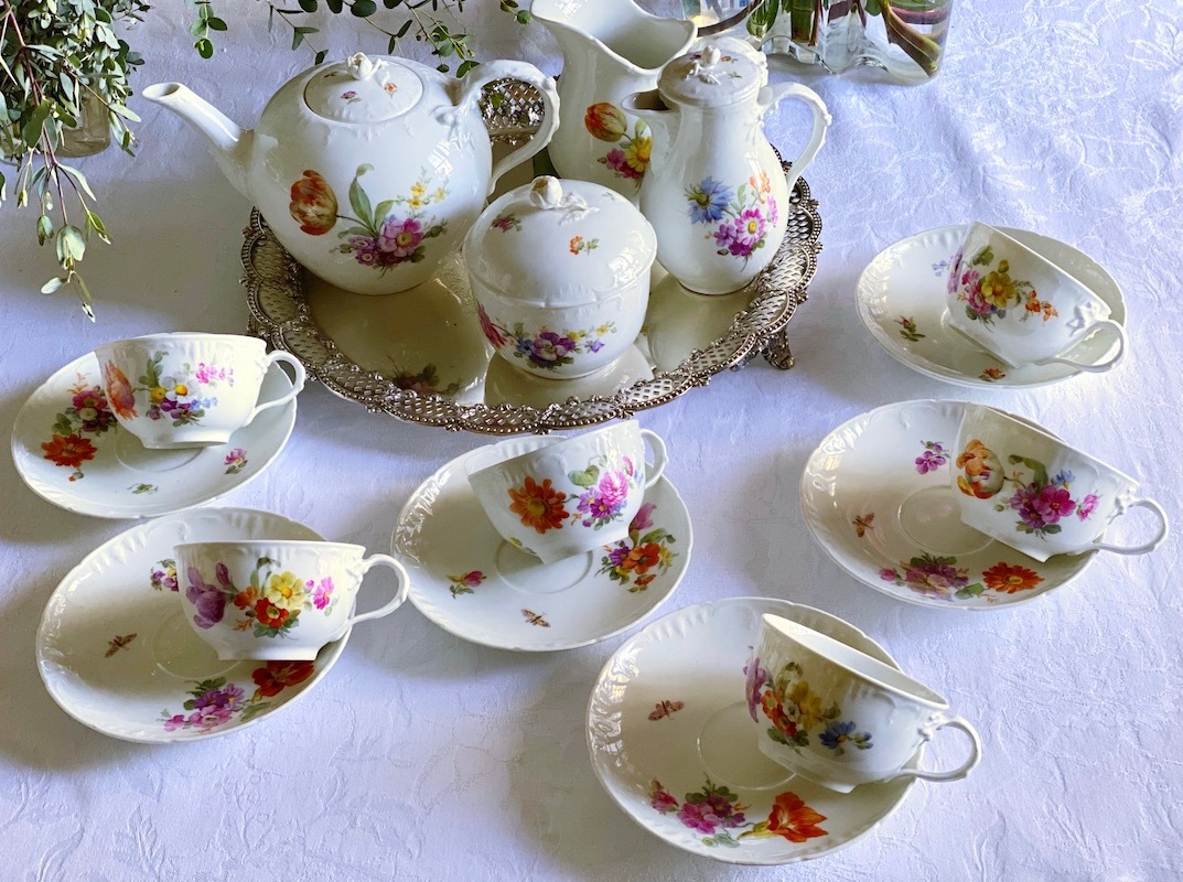 食卓の西洋アンティーク