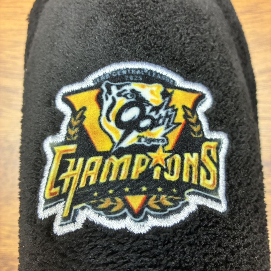 2025年リーグ優勝記念スリッパ巾着入りセット | すべての商品 | HCL