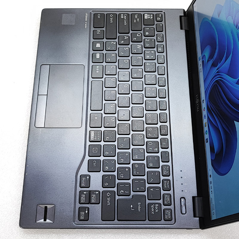 118 大特価!!ノートパソコン 超美品✨爆速SSD カメラ付き 薄型軽量