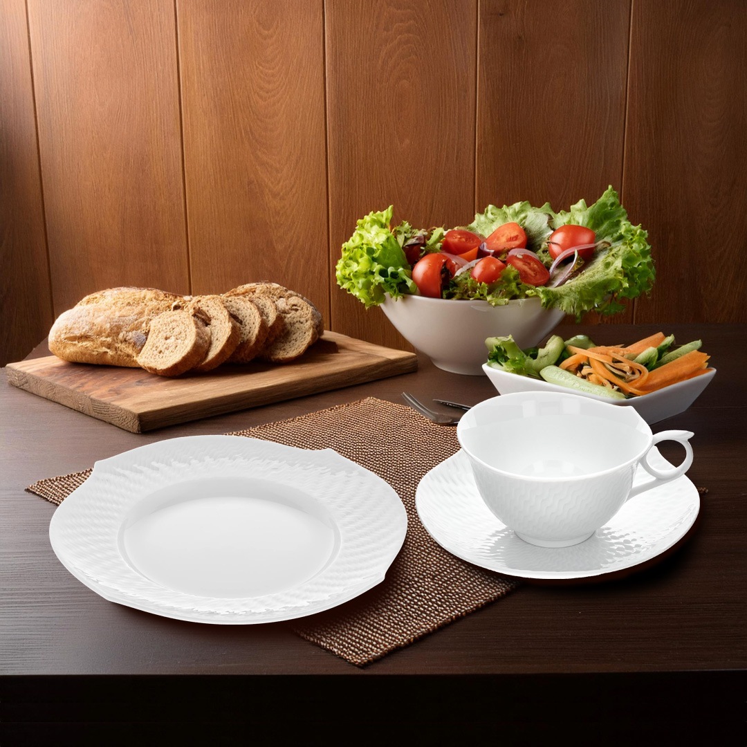 マイセン 波の戯れ ホワイト ティーカップ＆ソーサー3ピースセット