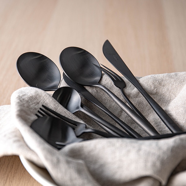 Cutipol クチポール MOON MATT BLACK ムーンマットブラック Dessert