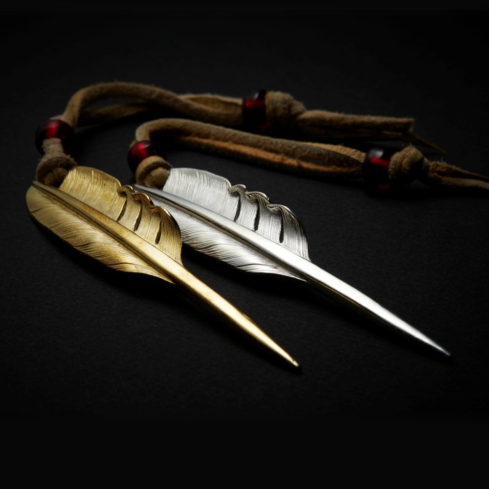 本物のシルバー素材を】フェザーモチーフ グリーンフォーク