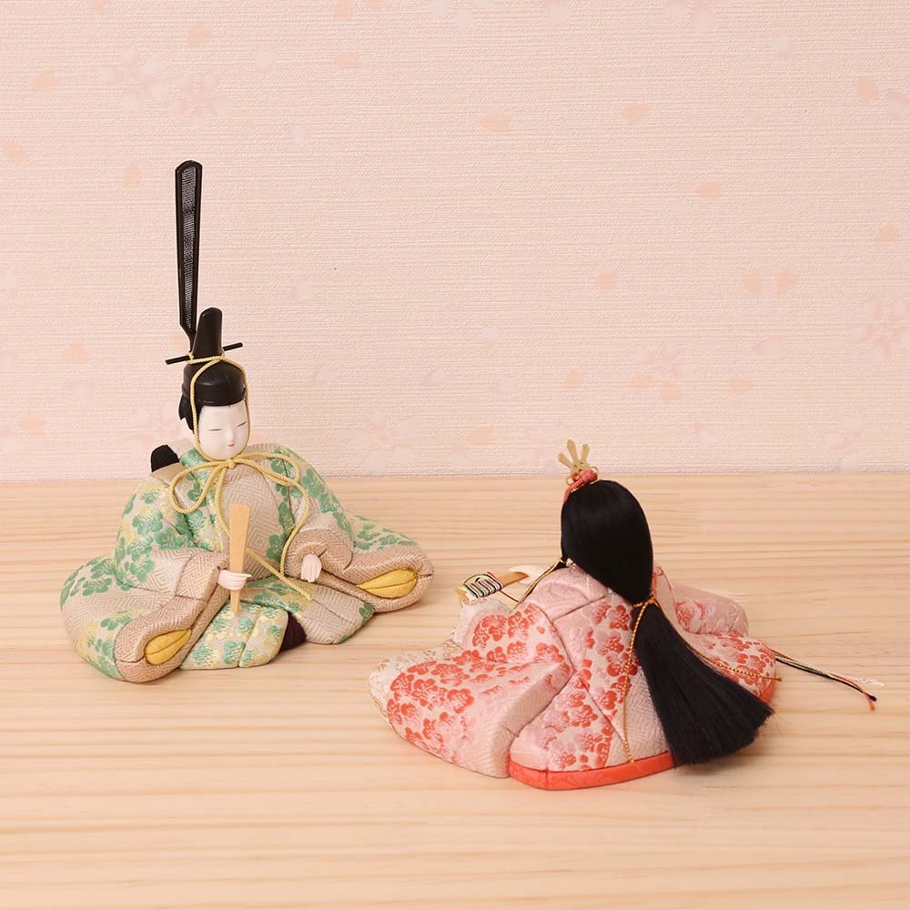 雛人形 吉徳大光 木目込み 一秀 親王飾り 赤枠ピンク刺繍屏風 横幅55cm