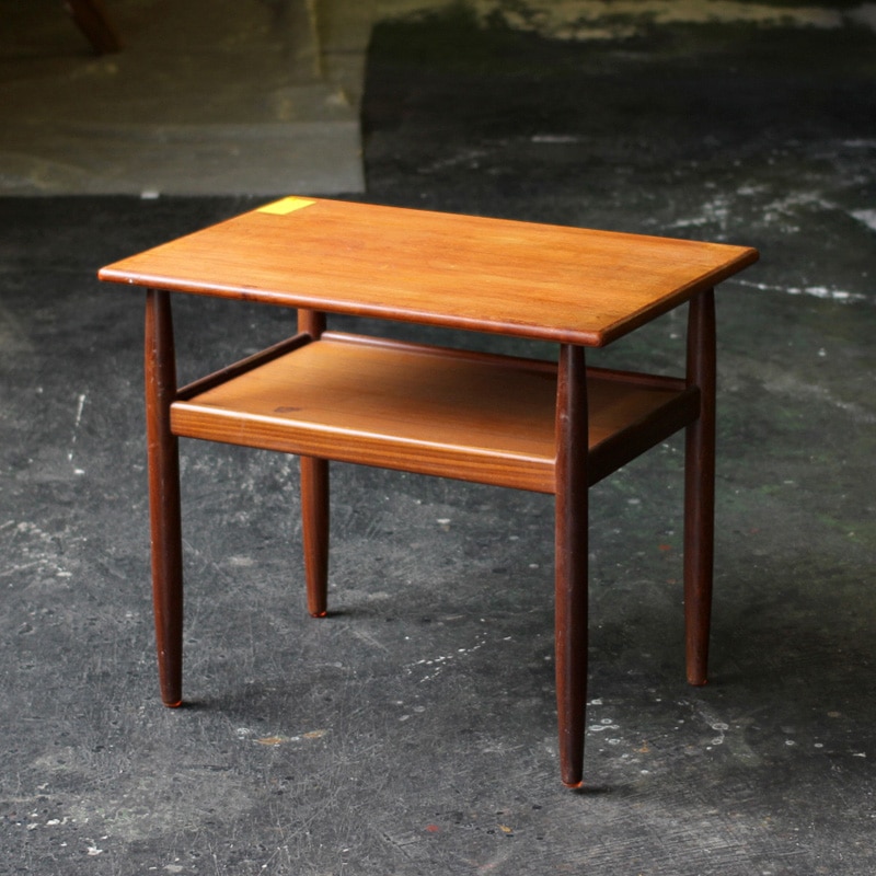 ヴィンテージ北欧家具 サイドテーブル 四角 | SOLD OUT | ibukiya