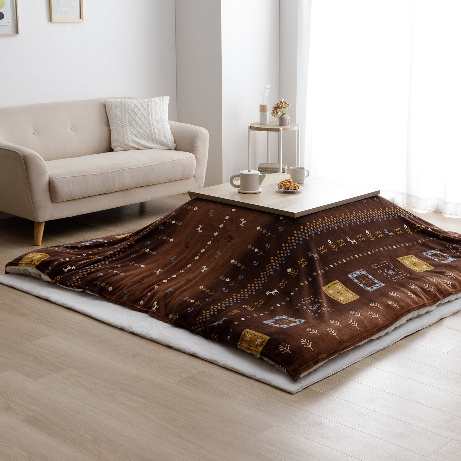 こたつ布団上掛けカバー カリエ 正方形 長方形 ギャッベ柄 ミルク