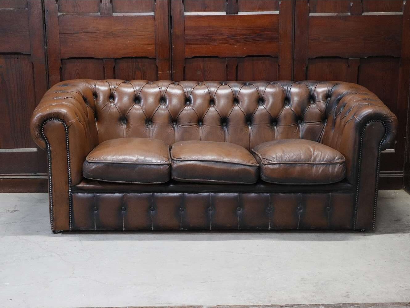 チェスターフィールドソファ | アンティーク家具,ソファ | イギリス