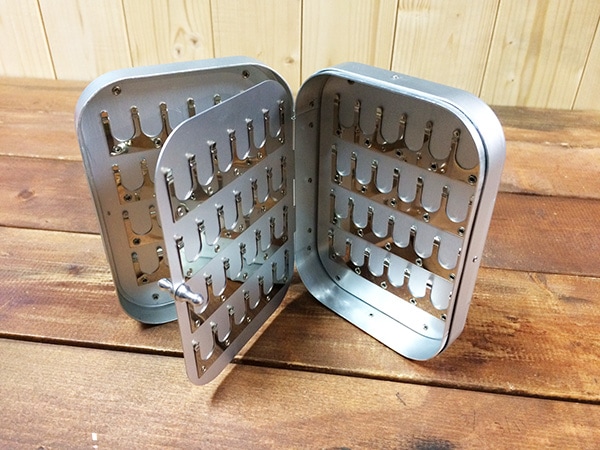 リチャード・ホイットレー フライボックス（Mサイズ）4面クリップL/L