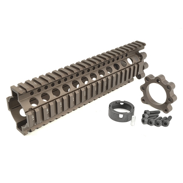 MADBULL Daniel Defense LITE RAIL 9インチ ハンドガード デザート