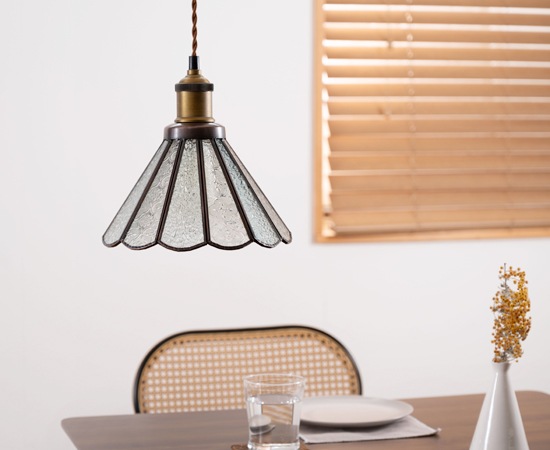 ステンドグラスペンダントライト（フラワー）｜LHT-311｜花が咲いた