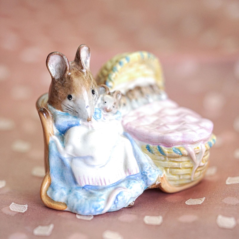 ビアトリクス・ポターのピーターラビットの2匹のわるいネズミのお話の