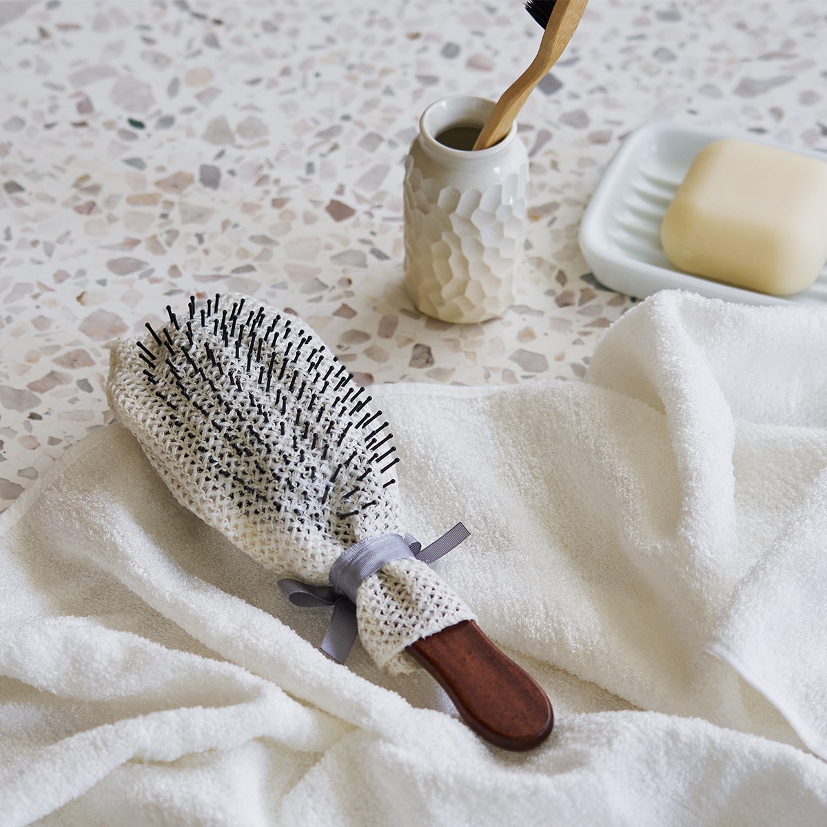 上州絹屋｜セリシンヘアブラシカバー | KONCENT Web shop｜アッシュ