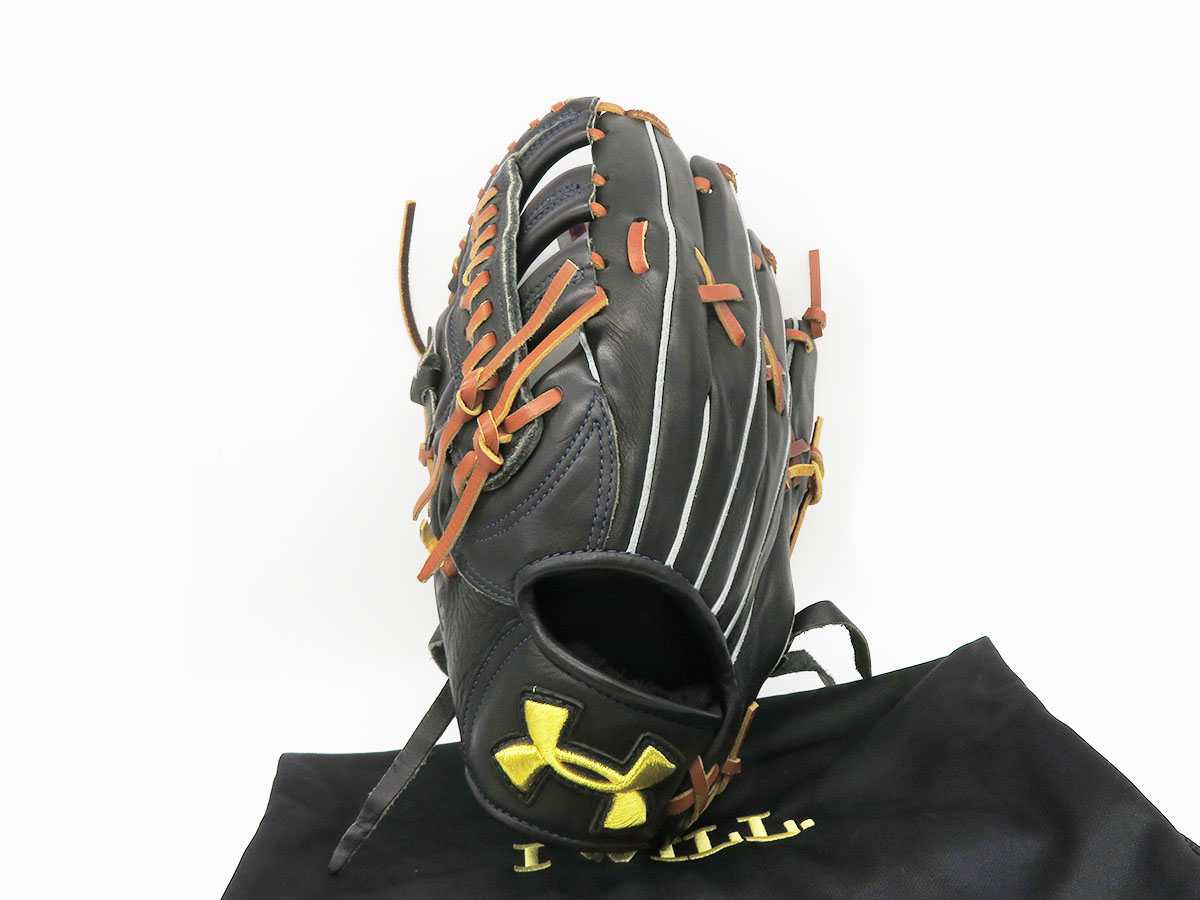 1147 アンダーアーマー 型抜群 即戦力 硬式 外野手用グローブ 1147