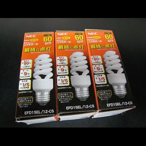 生産終了品・代替品あり】EFD15EL/12-C6 || 電球形蛍光ランプ