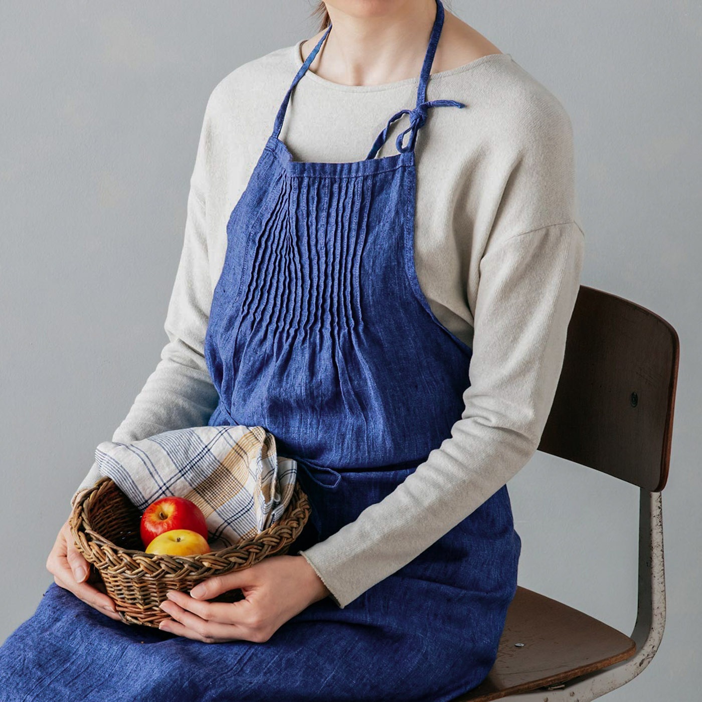 フルエプロン サビーヌ _ プルシャンブルー