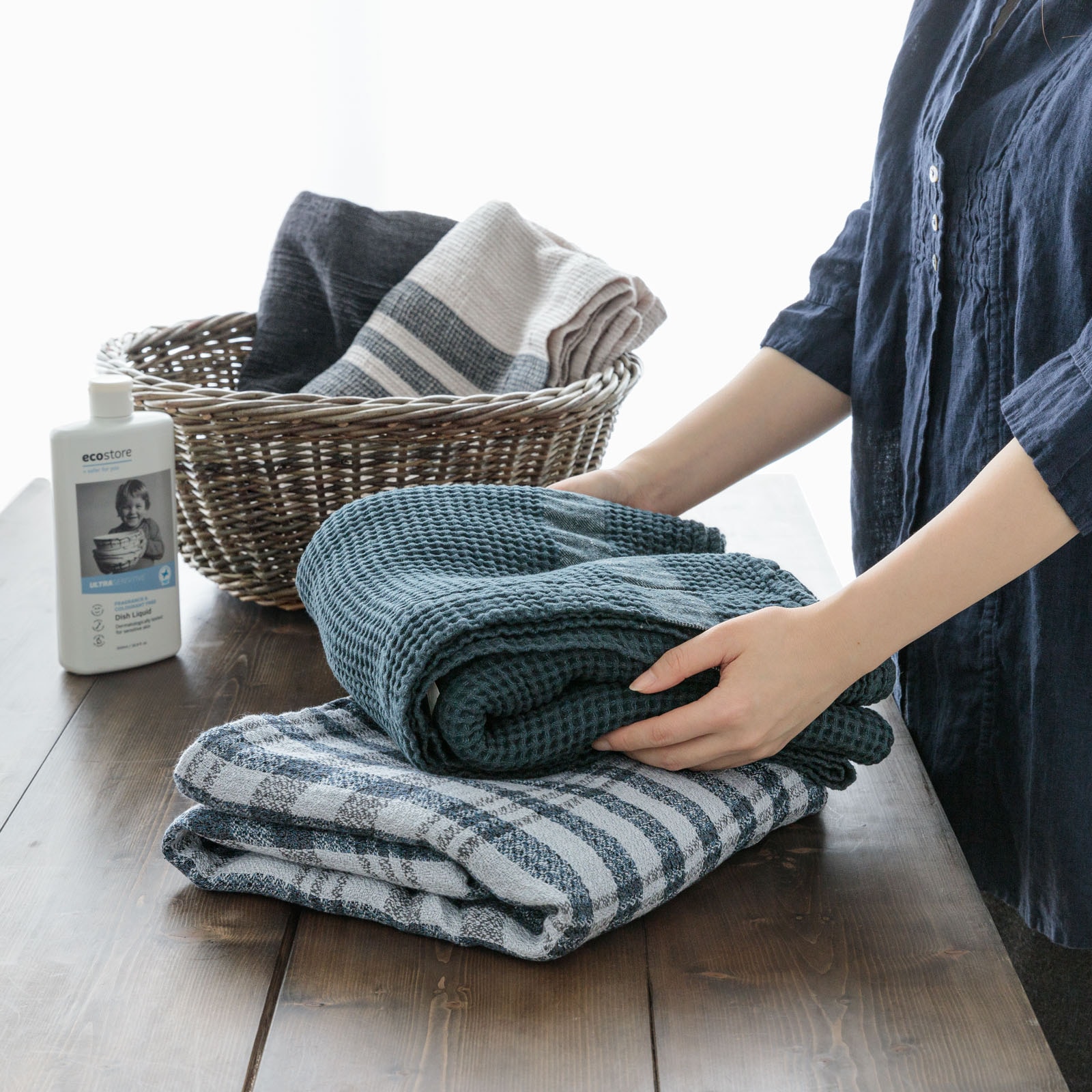 リネンブランケット _ トランザット _ デニムブルー