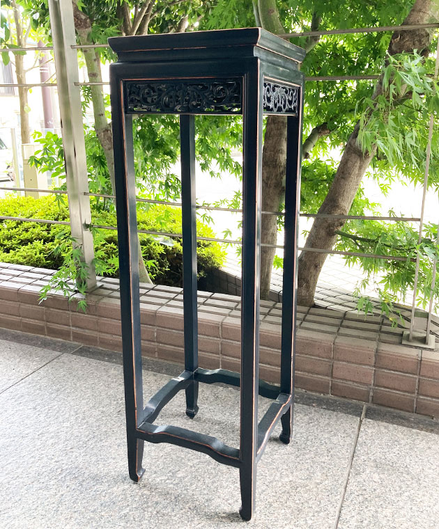 透かし彫刻の香台 / 黒アンティーク仕上げ （S） | シノワズリ